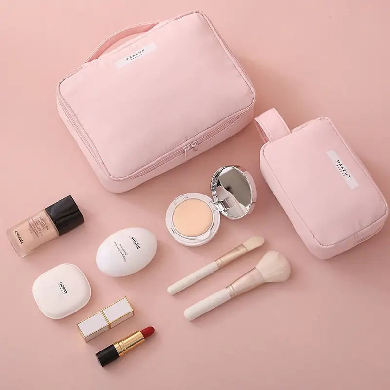 Stylish and Functional Makeup Bag - Durable Nylon Cosmetic Organizer