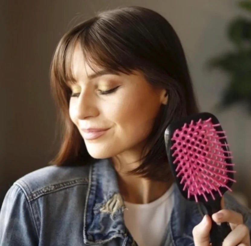 Detangling Hair Brush - Effortlessly Smooth and Tangle-Free Hair