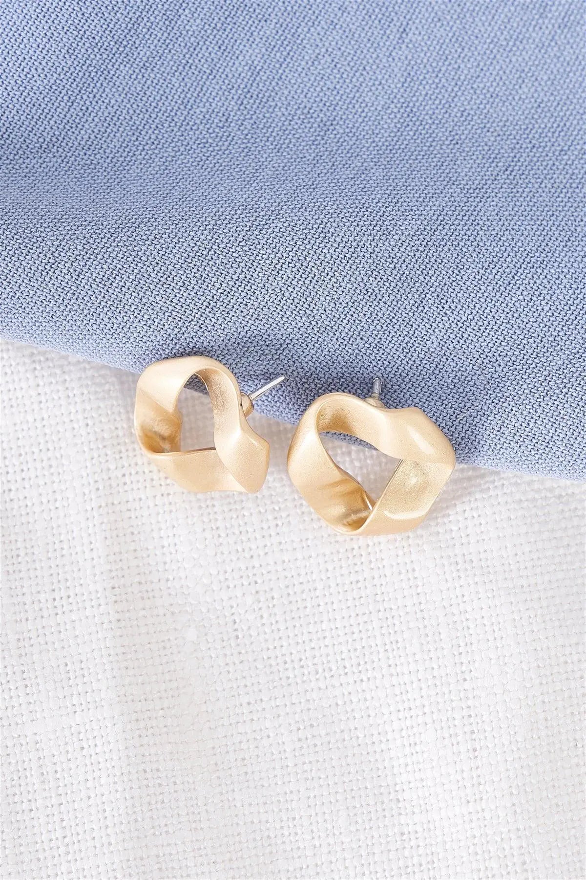 Vintage Matte Gold Twisted Stud Earrings